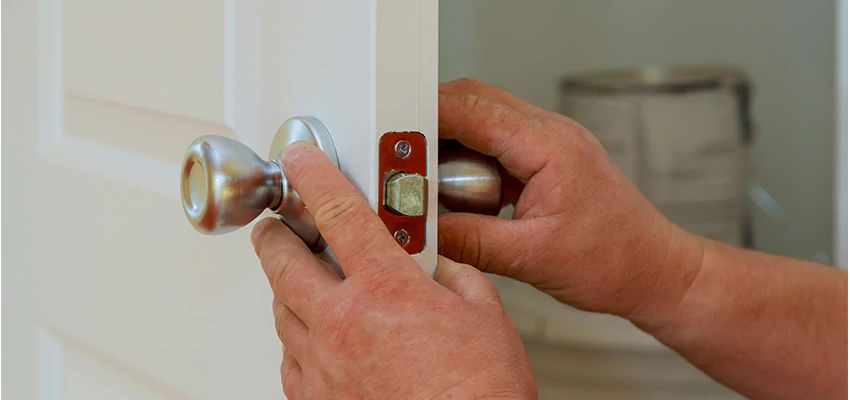 AAA Locksmiths For lock Replacement in Suisun City, California